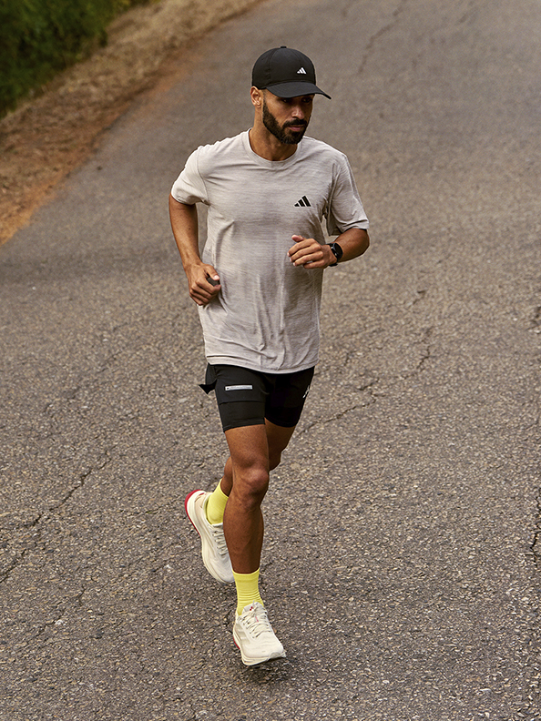 Image of a man running outside in Supernova Rise 2 