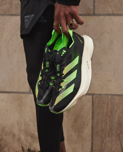 adidas running shoes under 2500