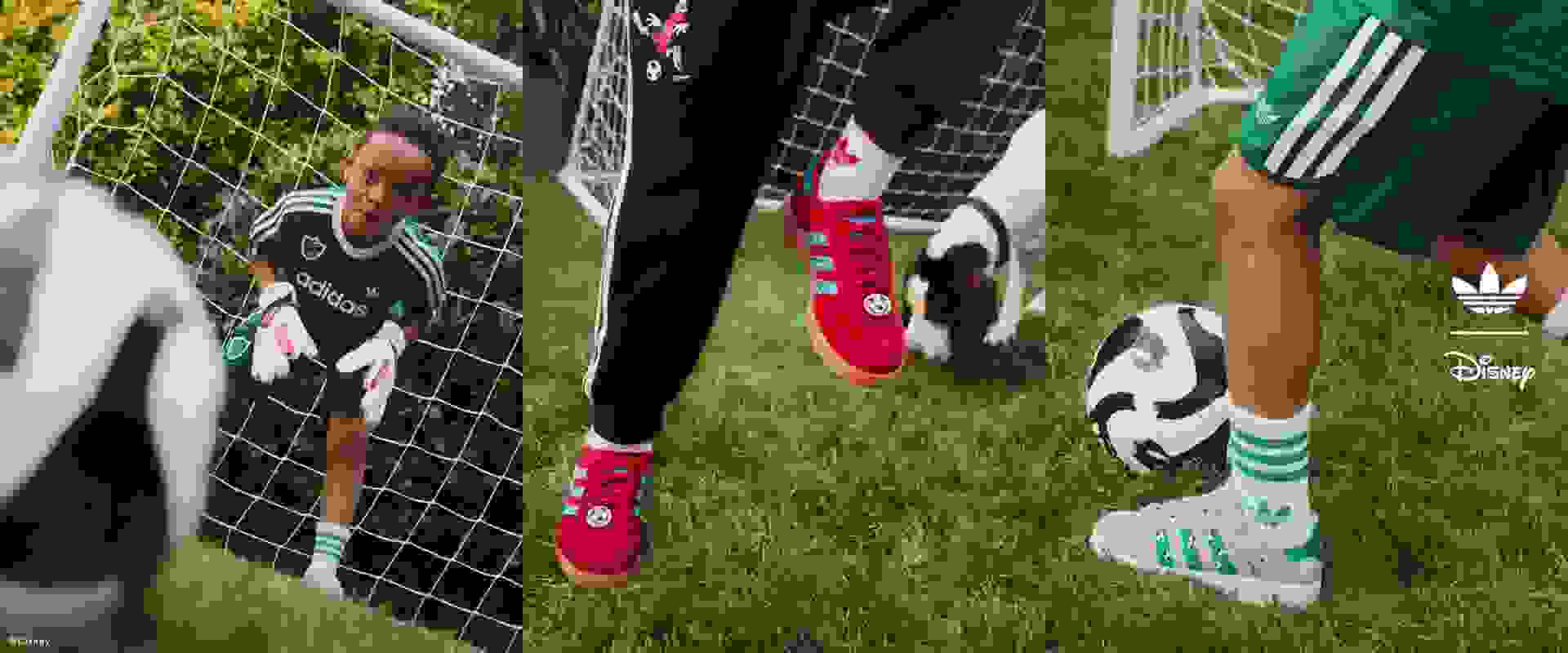 Bildet viser flere personer som spiller fotball på en gressbane, med et fotballmål synlig i bakgrunnen.