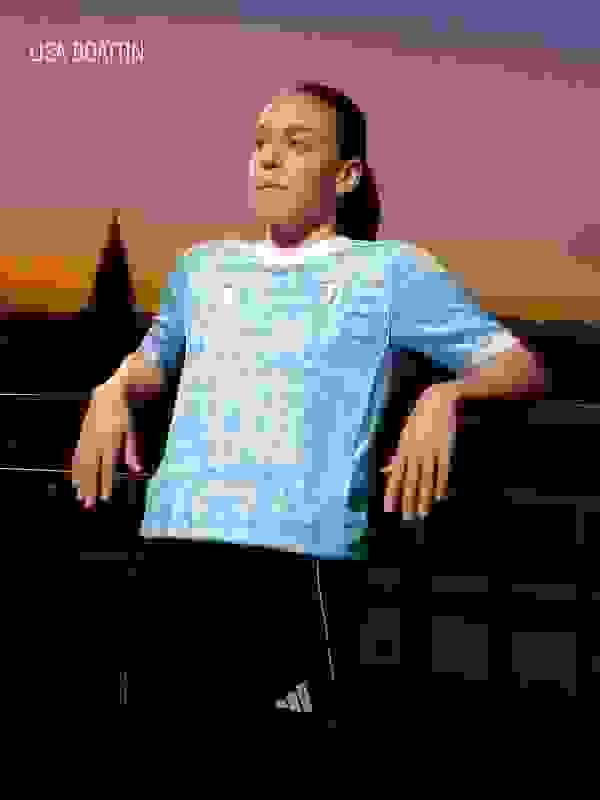 kr-mufc away kit-football-fw25-sustain-catlp-card-asset-03